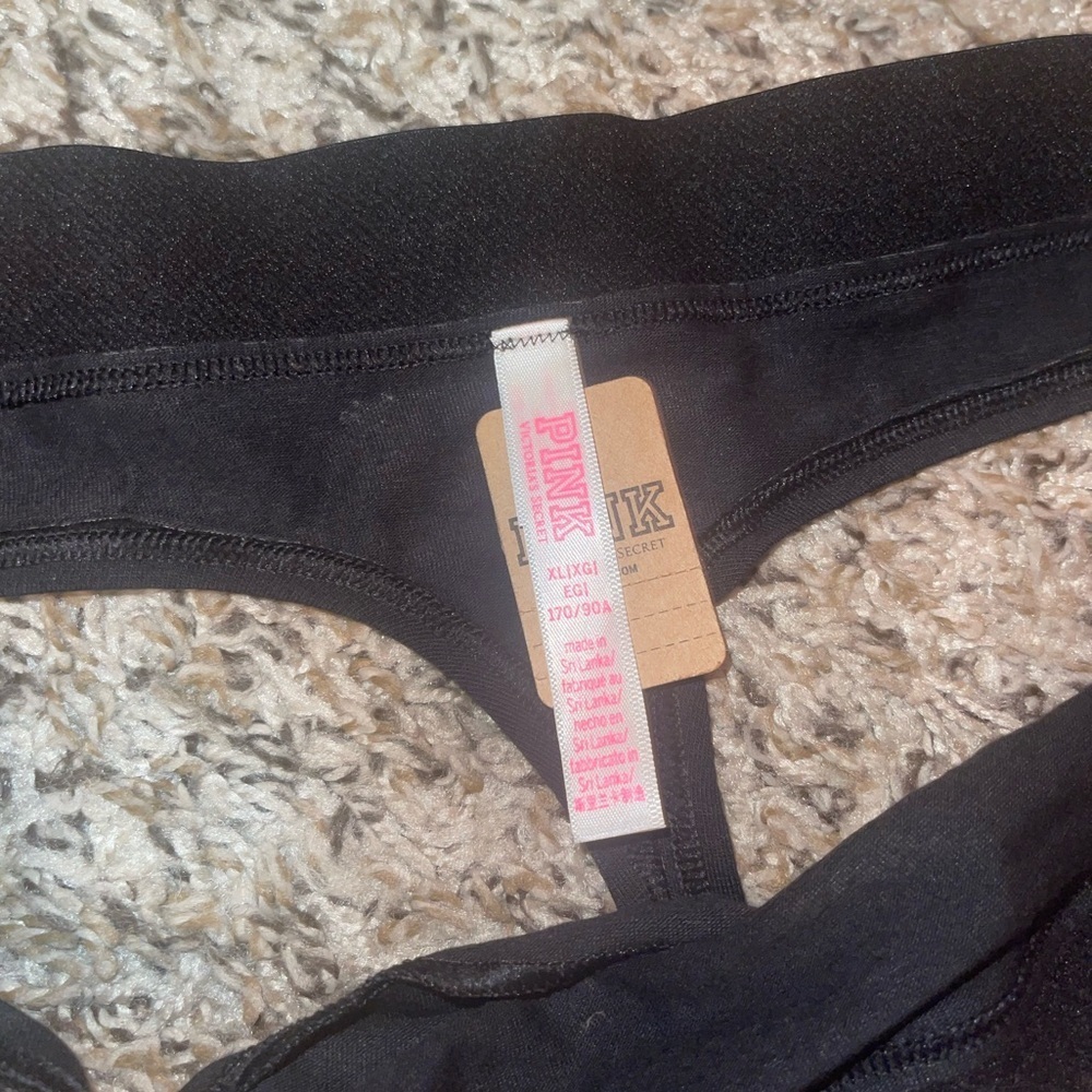 PINK Victoria's Secret Black Logo Band Thong NWT - Picture 5 of 8